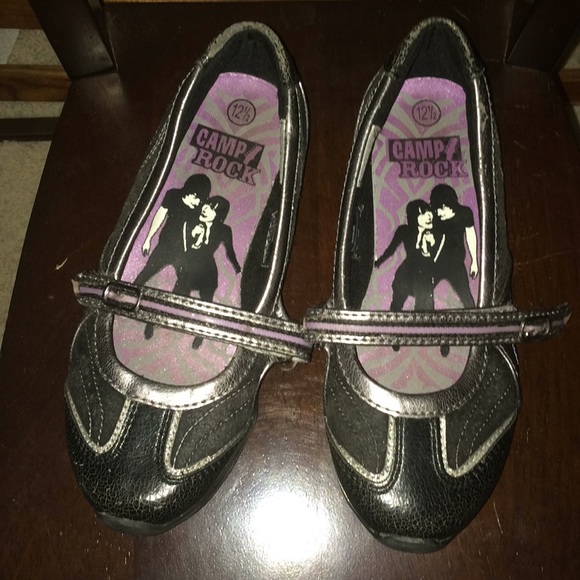 Girls Disney Mary Janes "Camp Rock" size 12.5 - Picture 4 of 4
